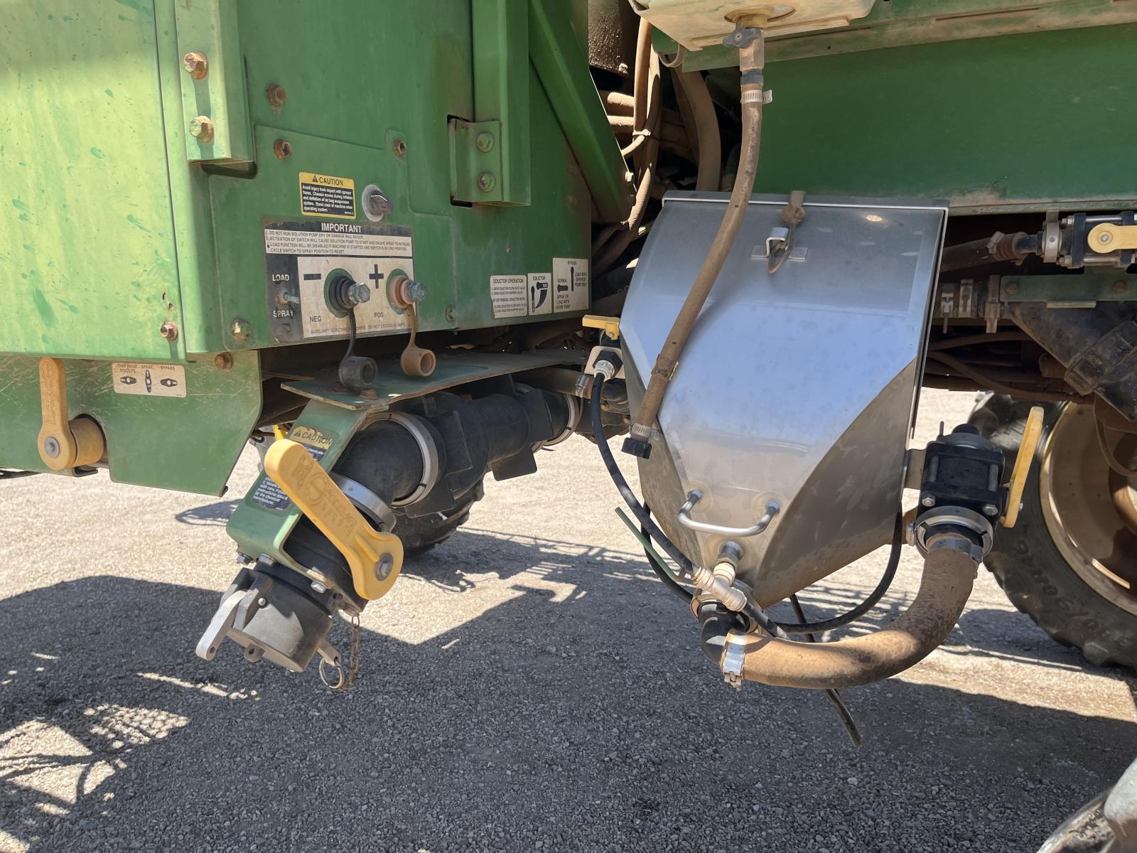 ./imagenes/INVOICE/2019/17638/ASPERSORA AUTOPROPULSADA JOHN DEERE 4730 (12).JPG